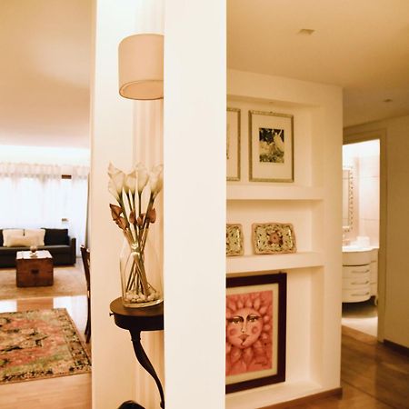 Chic And Elegant Apartment In The Heart Of Roma Exterior foto